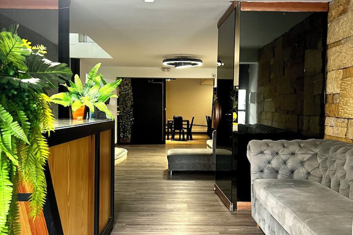 Hotel Interior 7 of 87