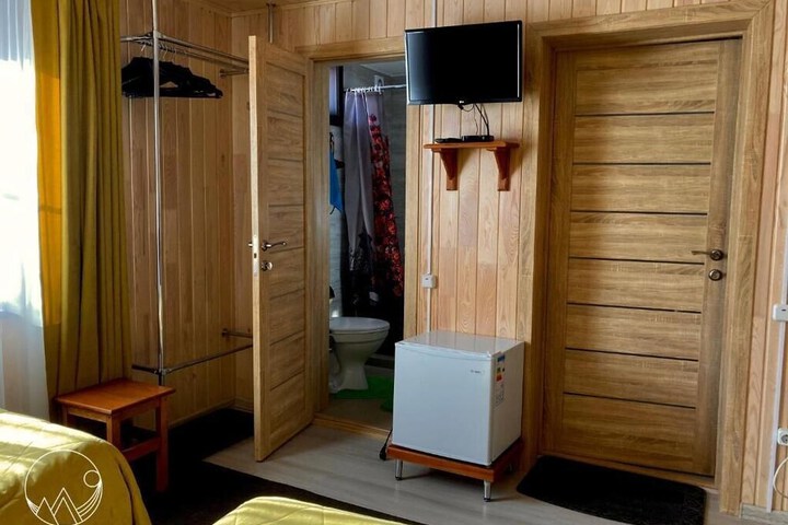 Room 5 of 34