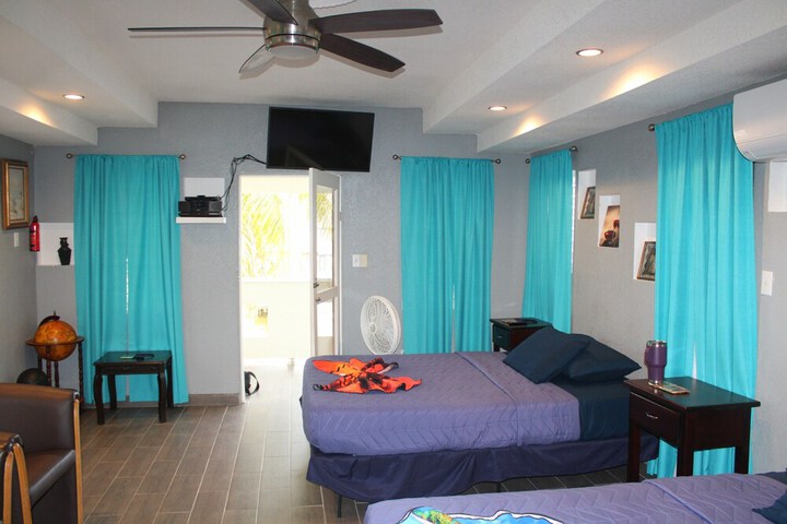 Room 16 of 84