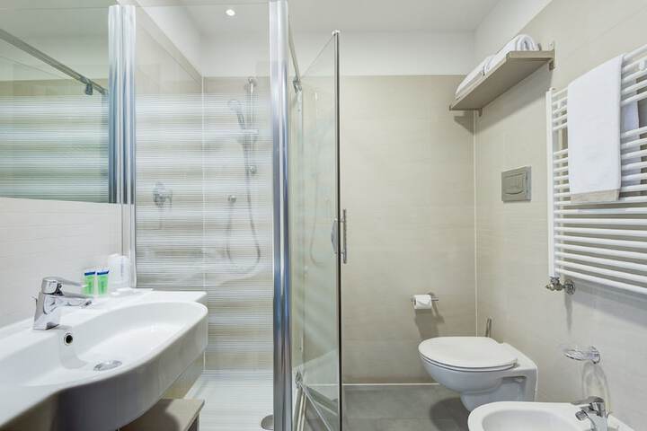 Clean Restrooms