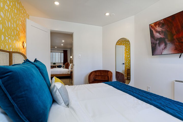 Room 51 of 105