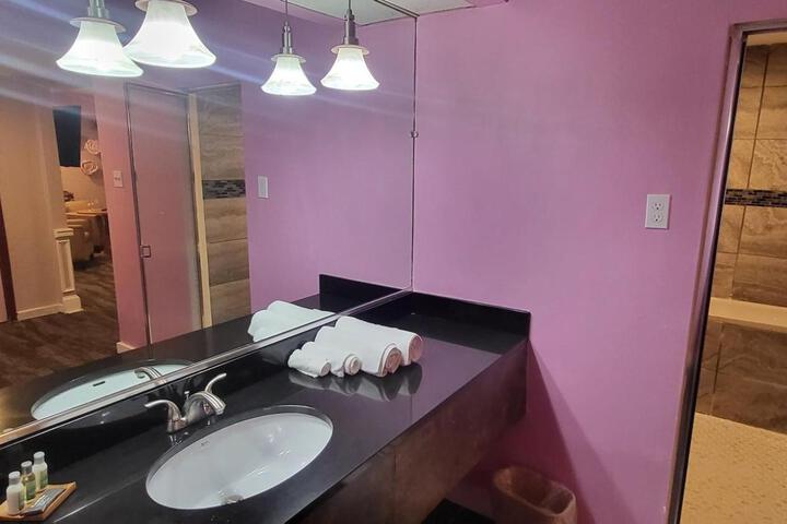 Room 20 of 284