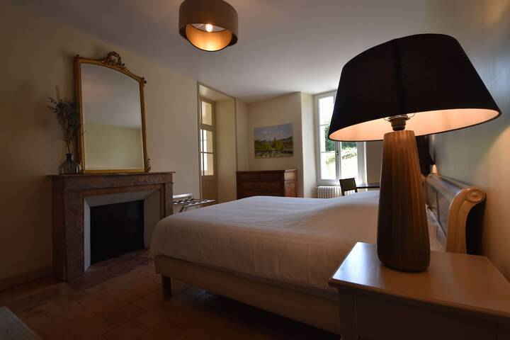 Room 11 of 26