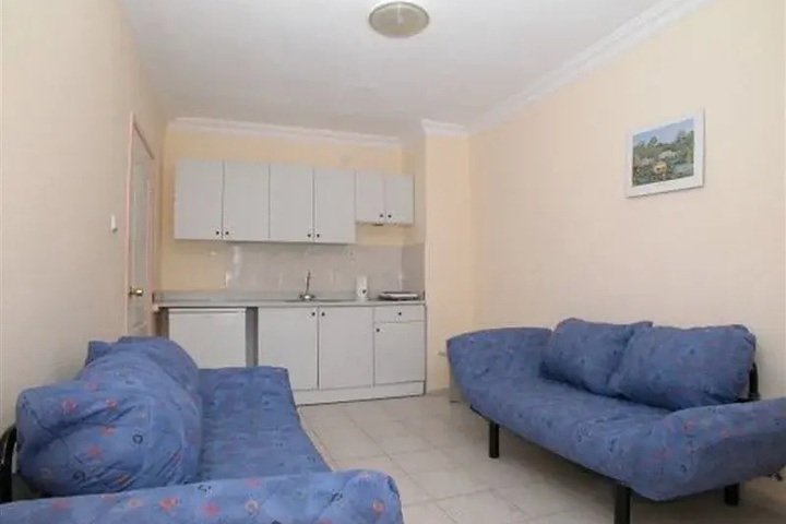 Room 2 of 5