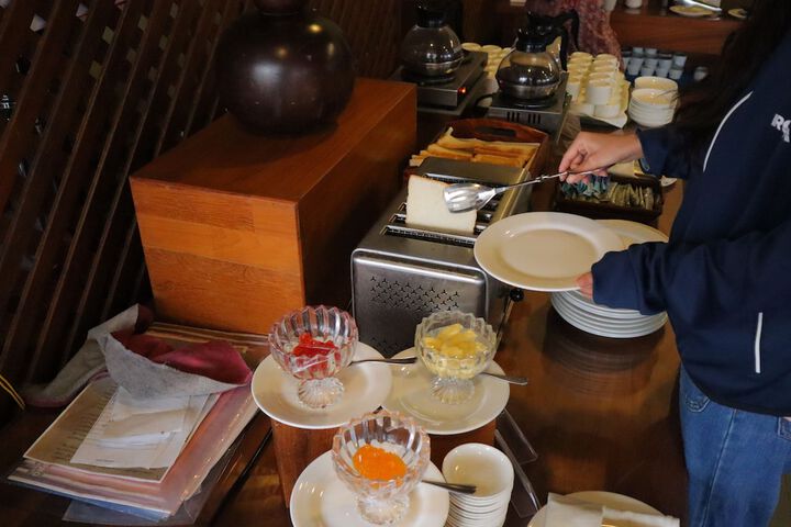 Dining 27 of 62