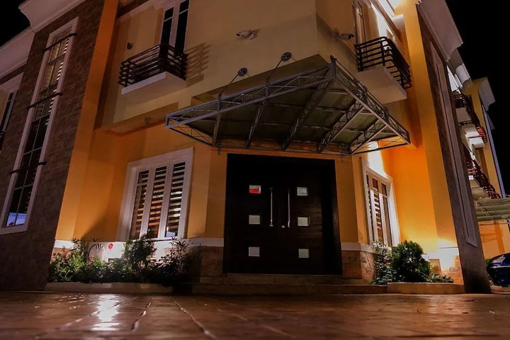 GEI8 HOTELS
