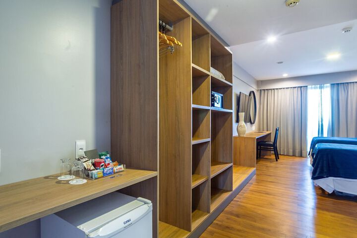 Room 52 of 132
