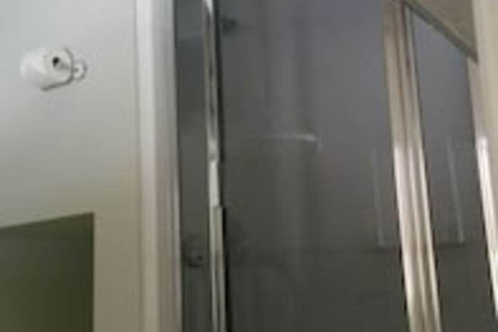 Room 160 of 198