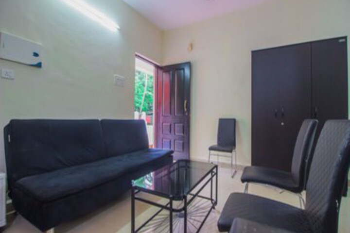 Room 13 of 26