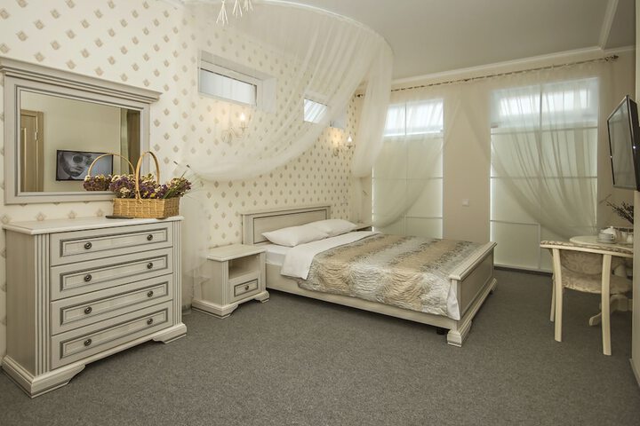 Room 40 of 67