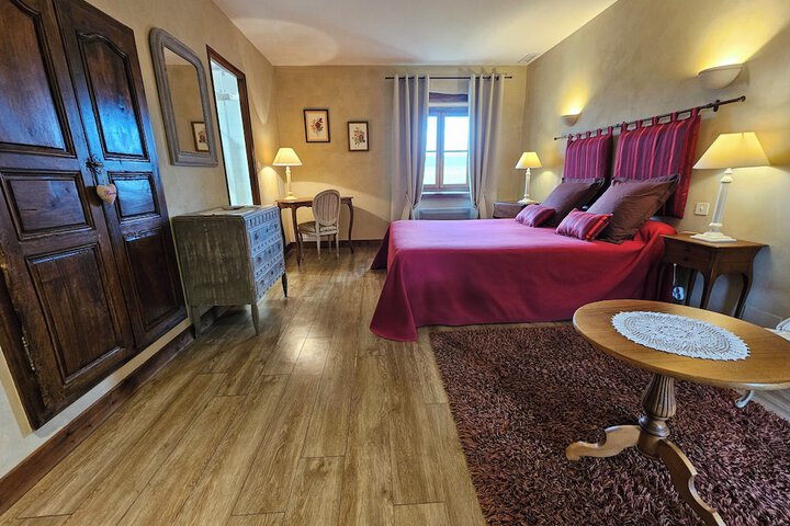 Room 12 of 60