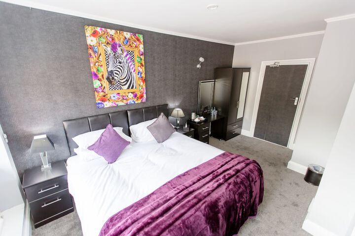 Room 47 of 133