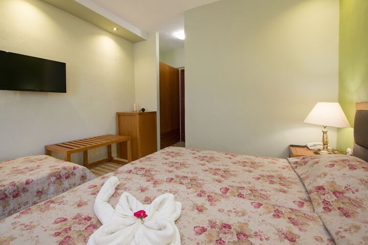 Room 12 of 65