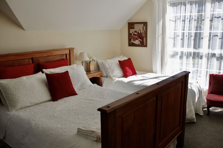 Room 10 of 36