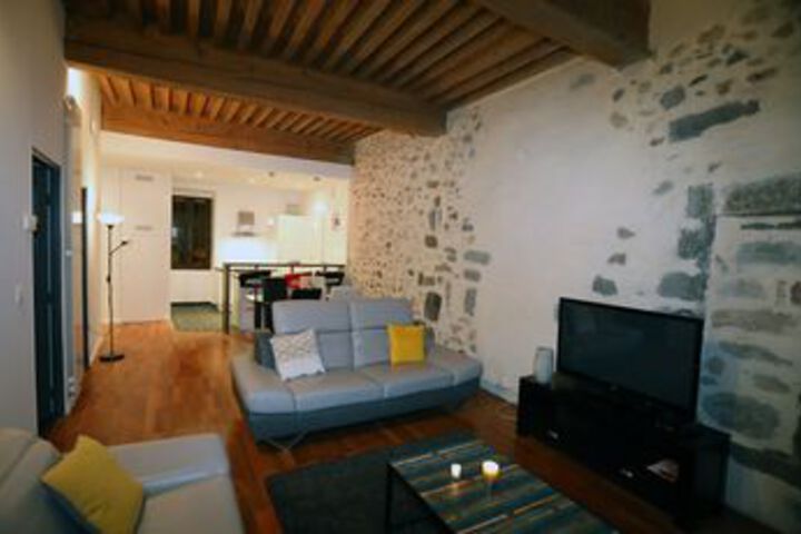Image of 60 m2 just for 4 in the Old Town of Annecy
