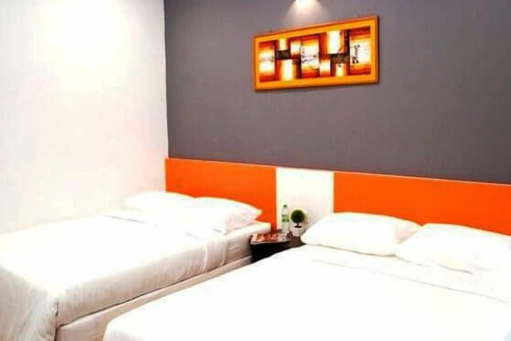 Room 14 of 48
