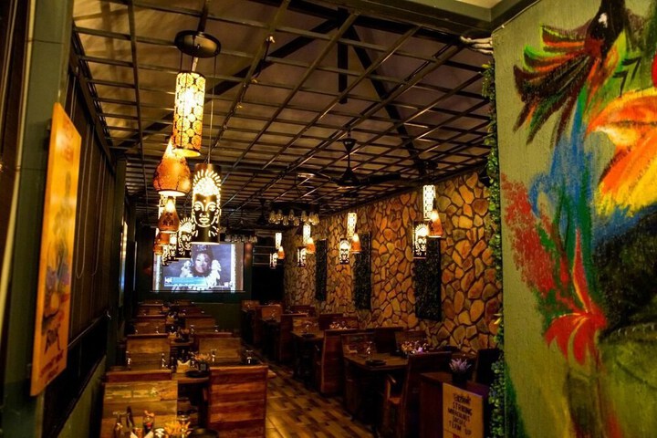 Entrance & Lobby