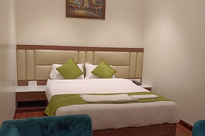 Room 5 of 29