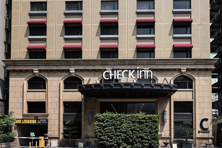Hotel 72 of 72