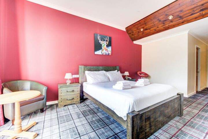 Room 15 of 159