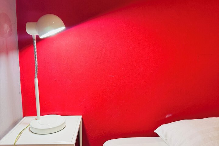 Room 16 of 59