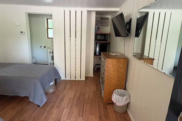 Room 8 of 22