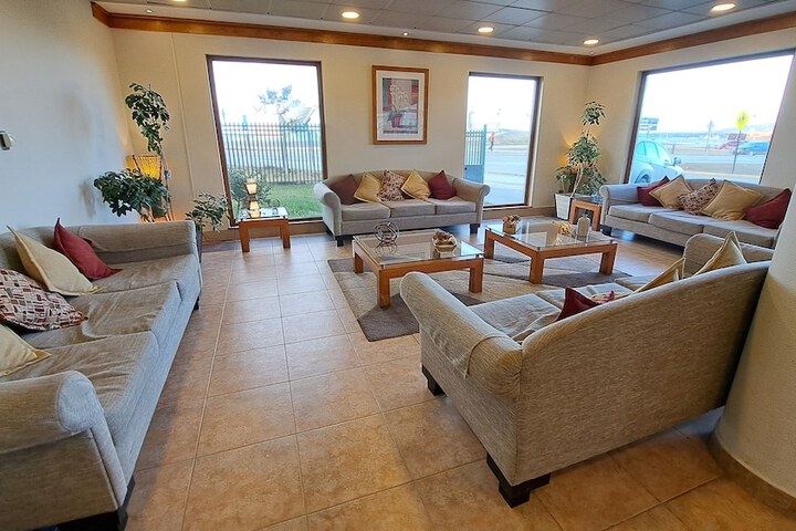 Guest Lobby