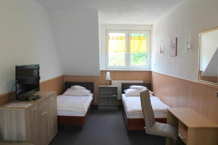 Room 19 of 59