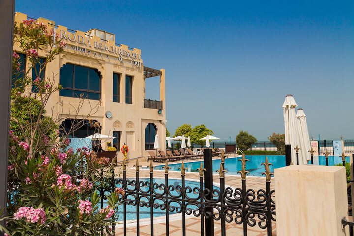 Hotel Exterior 54 of 57