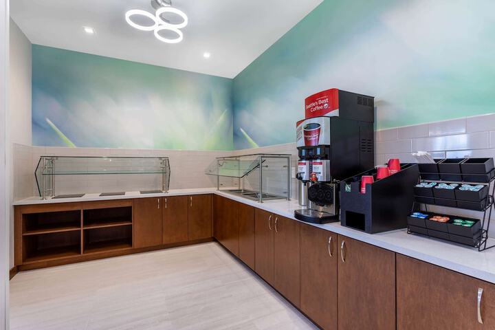 Breakfast area