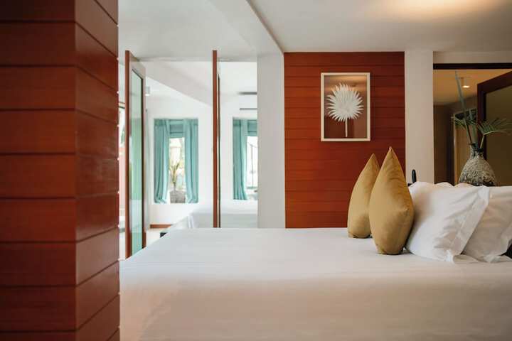 Room 34 of 188