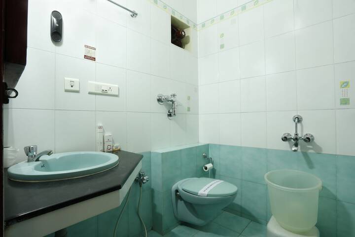 Room 17 of 29
