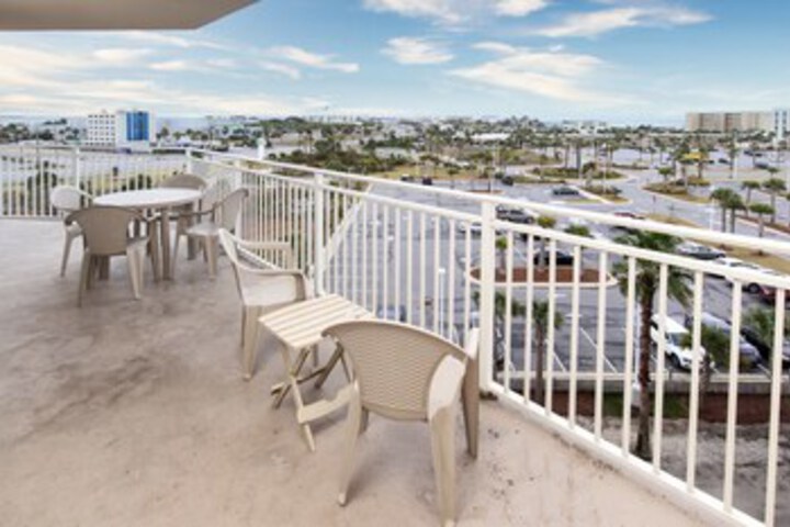 Terrace/Patio 8 of 67