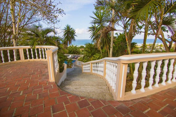 Terrace/Patio 8 of 42