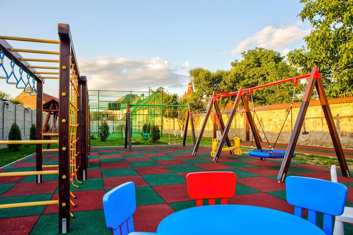 Childrens Activities 76 of 125