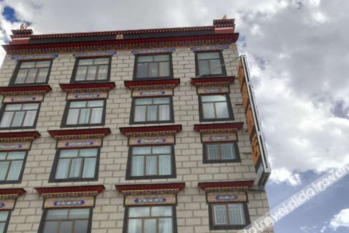 Lahupinyuan Business Hotel