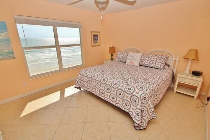Room 16 of 264