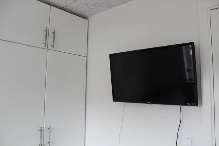 Room 3 of 12