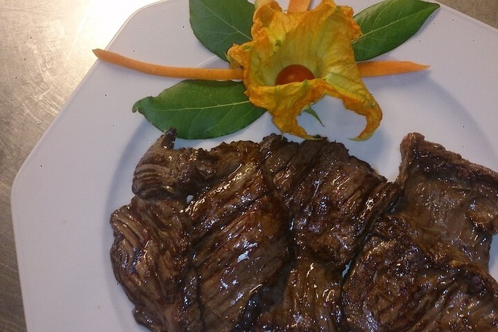 Dining 72 of 102