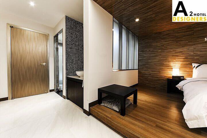 Room 20 of 43
