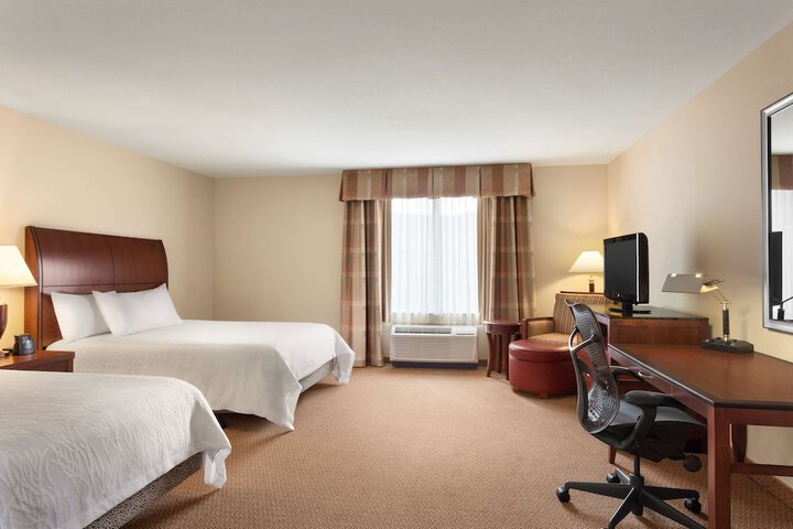 Room 9 of 25