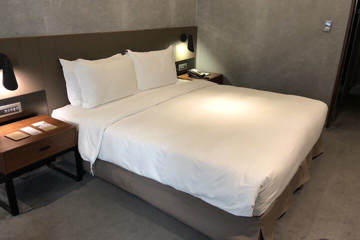 Room 9 of 72
