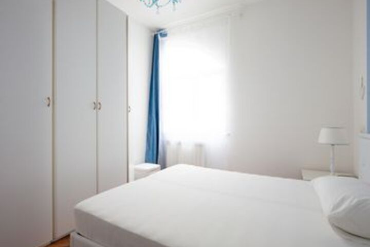 Room 7 of 22