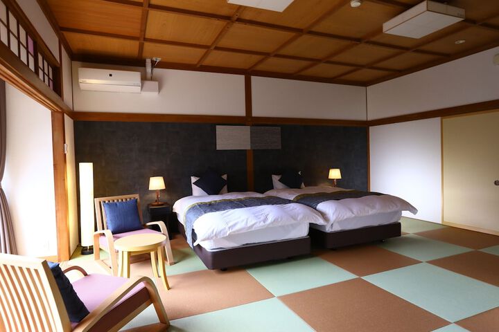 Room 11 of 95
