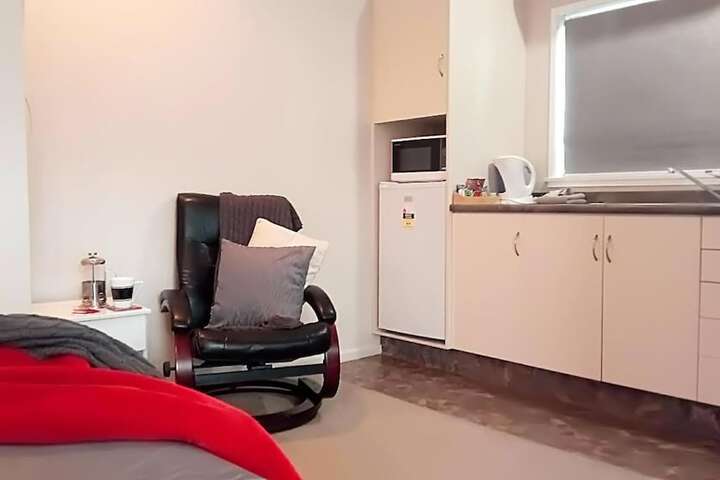 Room 15 of 68