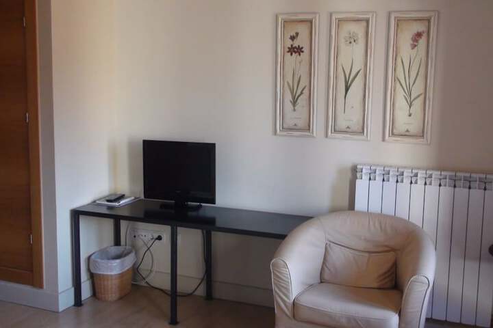 Room 8 of 22