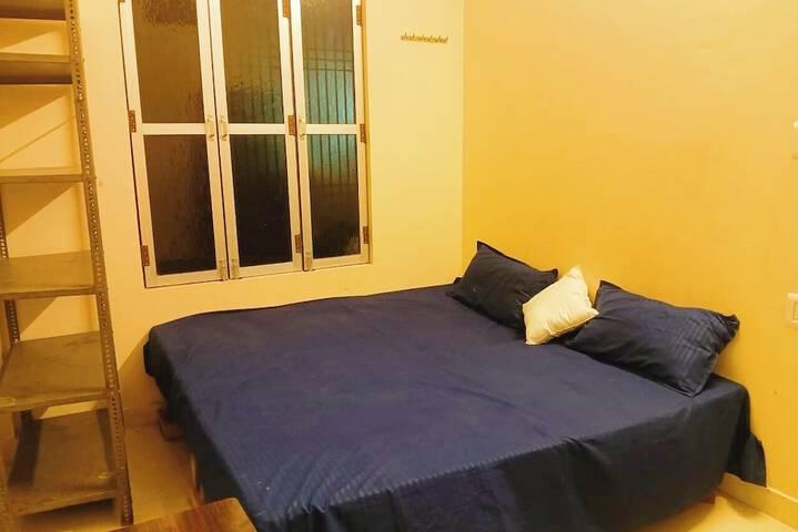 Room 6 of 51