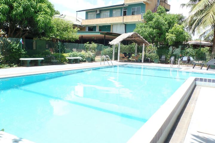 Hotel with Pool