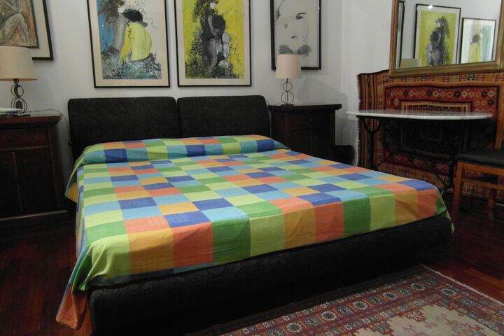 Room 2 of 44