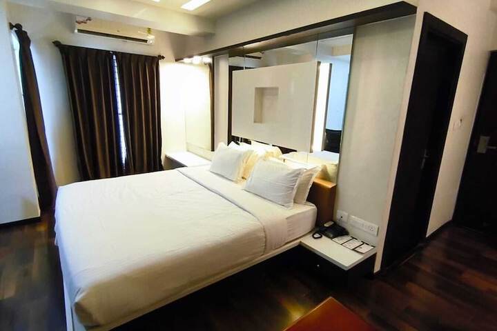 Room 3 of 13
